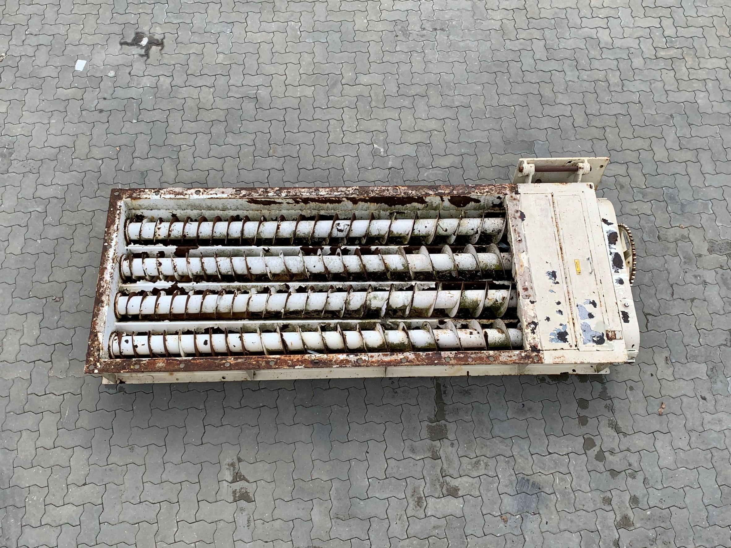 Trogf÷rderschnecke - 4x DN 250 x 4.000 mm (Quattroplex) ; ID 245